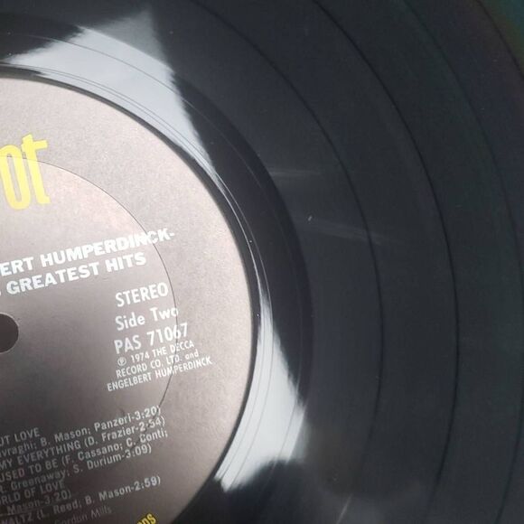 Engelbert Humperdinck His Greatest Hits Vinyl Record - Picture 9 of 15